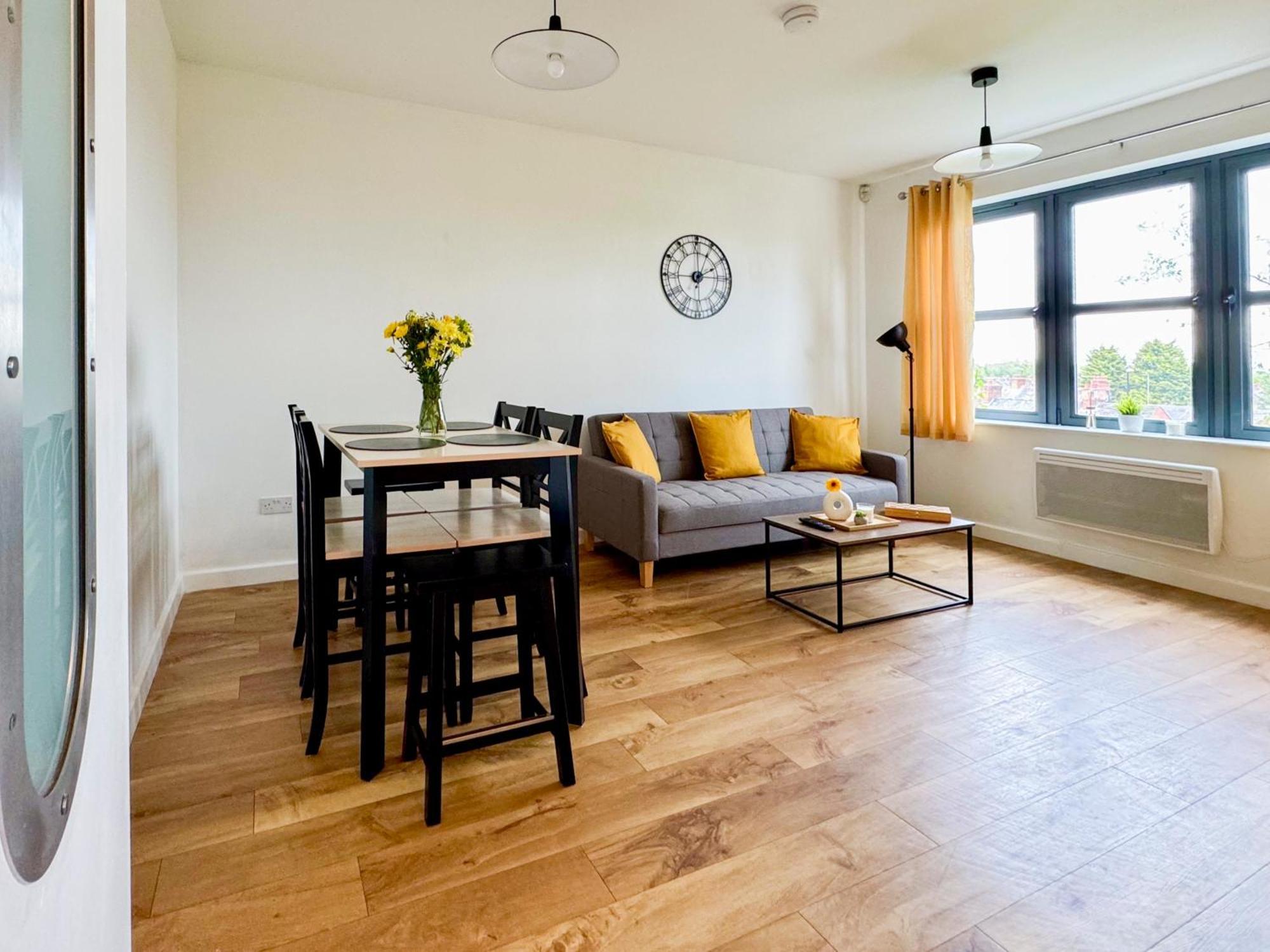 Apartamento Quantum Modern 2 Bedroom With Free Parking Coventry